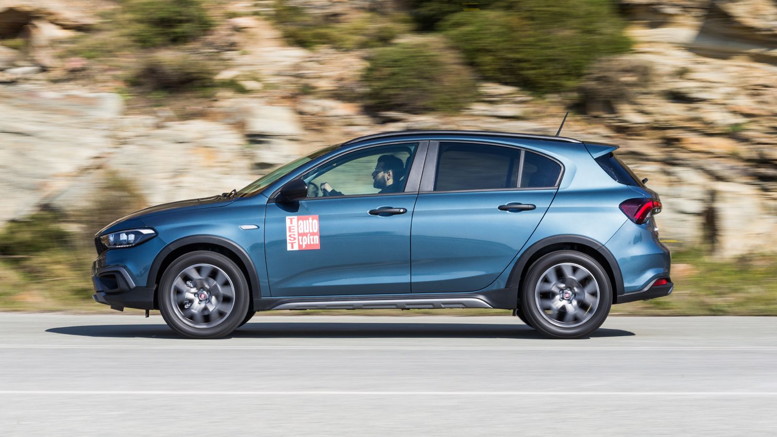 Ο 1.000άρης turbo Firefly στο Fiat Tipo Cross, προσφέρει 195 Nm ροπής από τις 1.500 σ.α.λ., όμως με ένα 6άρι κιβώτιο θα απέδιδε ίσως καλύτερα και πιο 